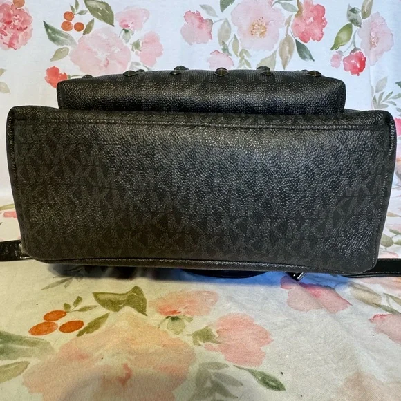 โจ Michael Kors Studded Mini Backpack โ Black MK Logo โ Read Description โจ - Picture 6 of 10